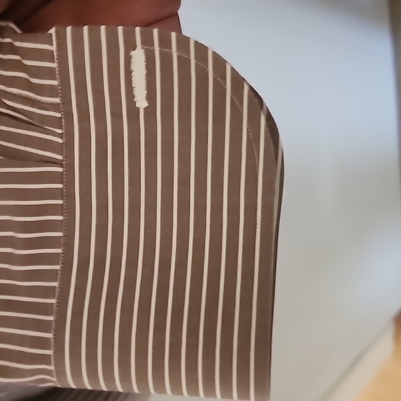 Borrelli Dress Shirt 16.5" Neck 42" Chest Tan Stripe Perfect Condition - Picture 4 of 7